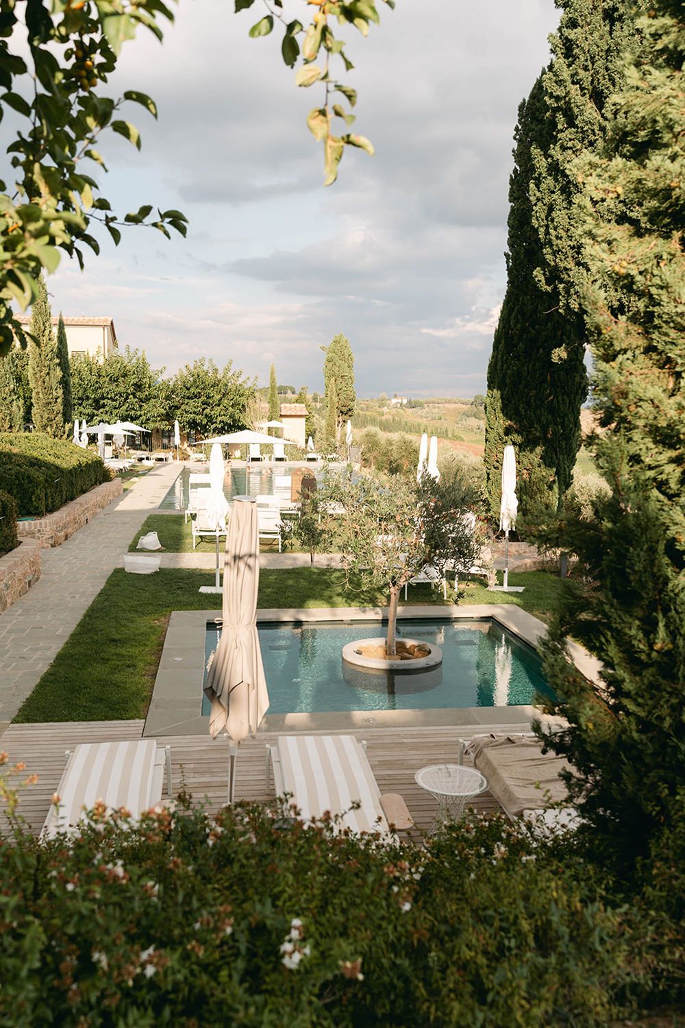 tuscany-luxury-wedding-estate-08a