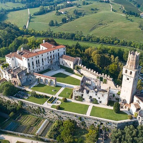Castle Weddings in Italy