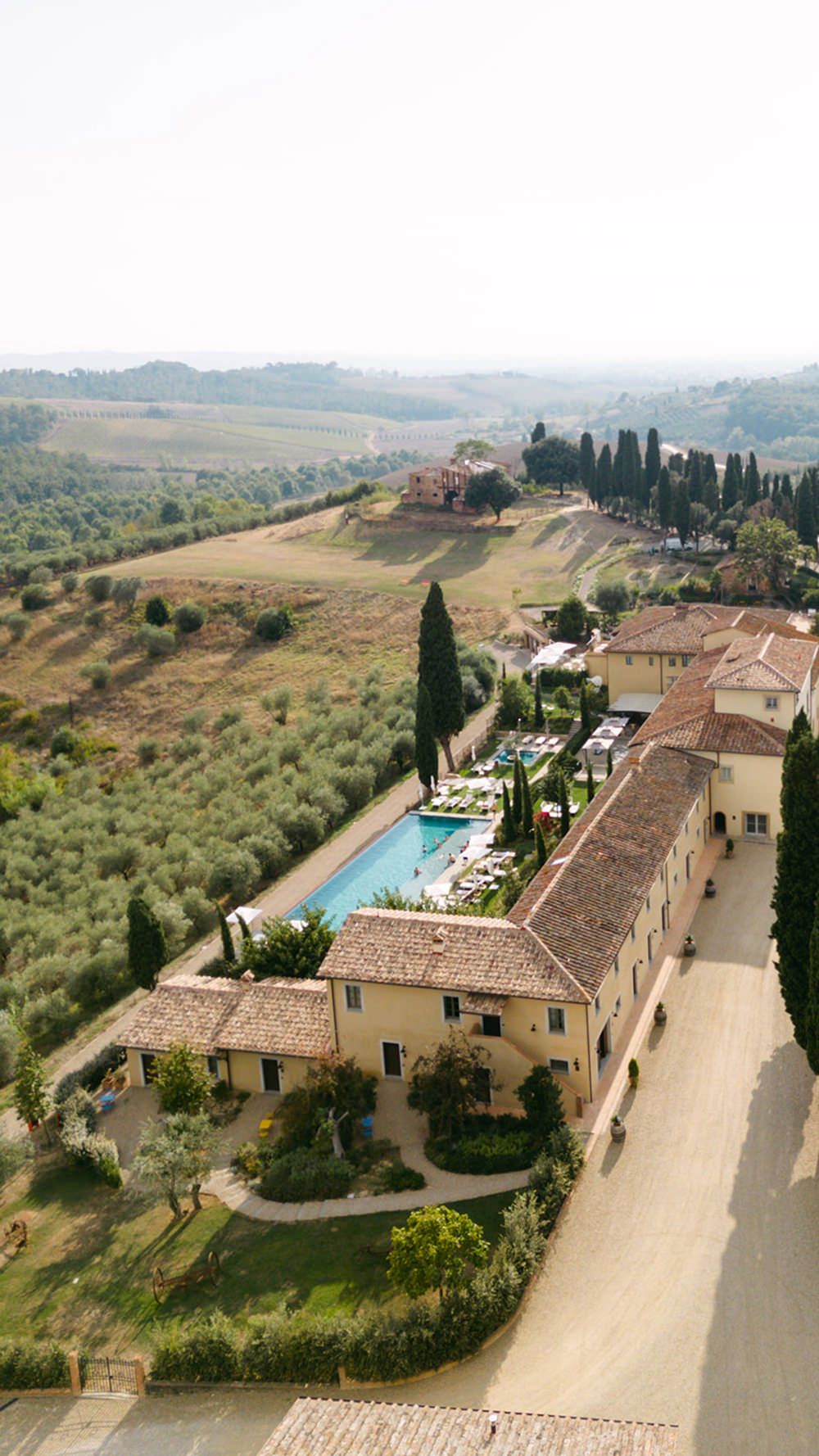tuscany-luxury-wedding-estate-03