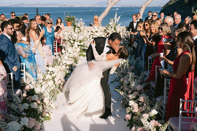Luxury Tuscany wedding at a historic villa in Chianti