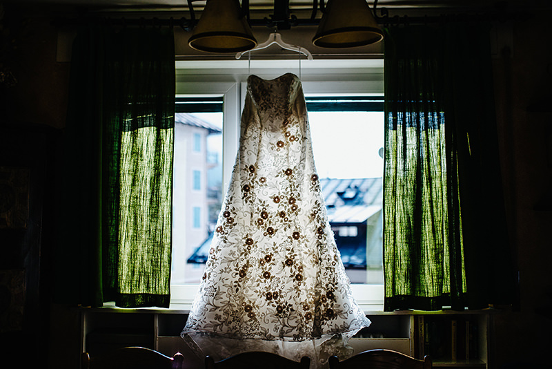 getting married in Alps