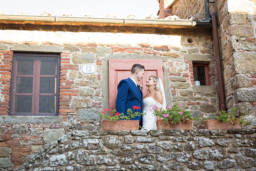 gargonza-castle-wedding-07