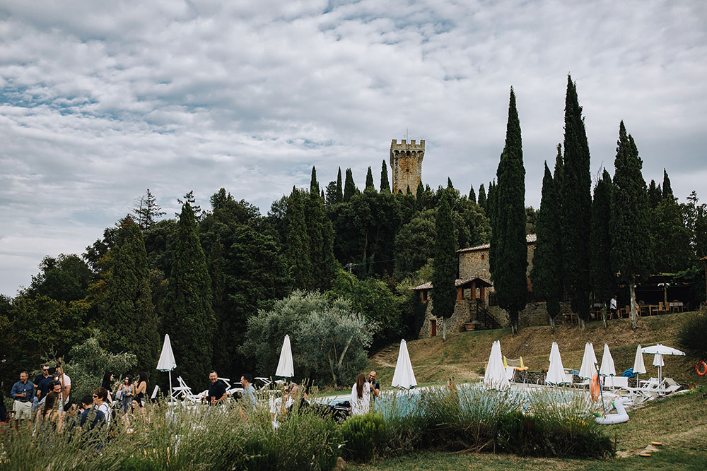 gargonza-castle-wedding-09b