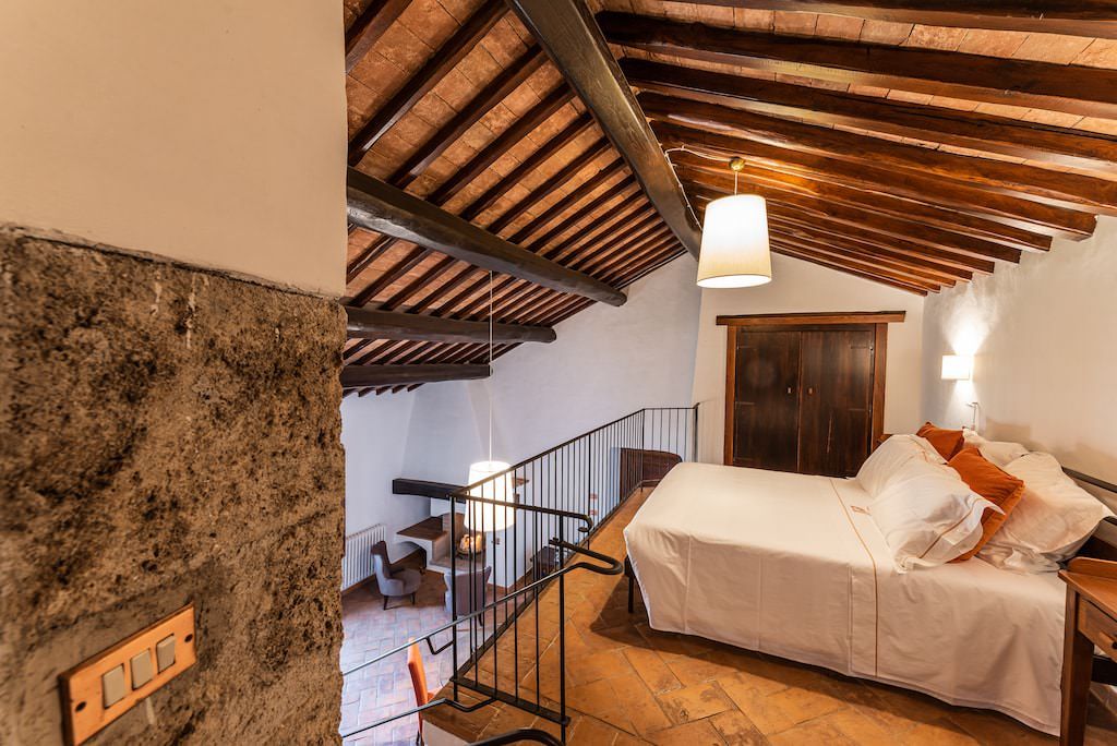 ancient-roman-abbey-wedding-venue-27