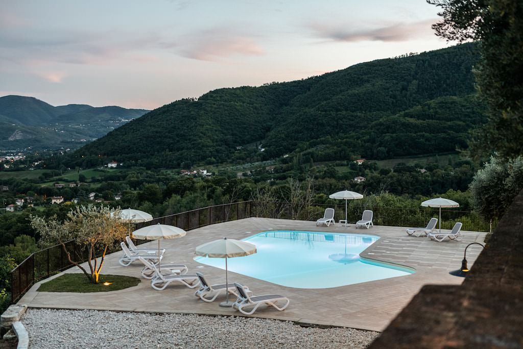 ancient-roman-abbey-wedding-venue-06