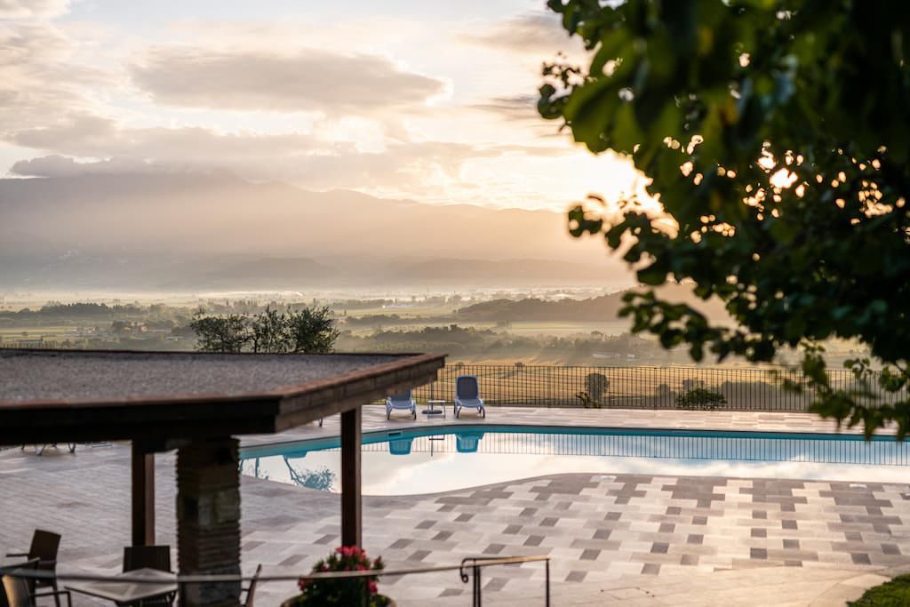 ancient-roman-abbey-wedding-venue-04